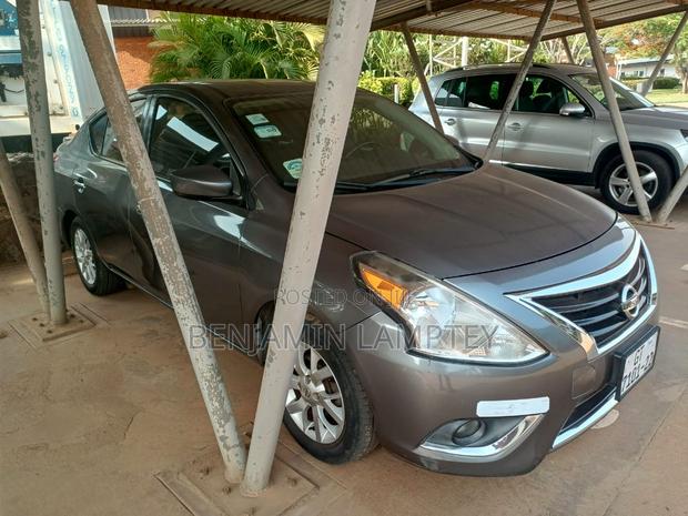 Nissan Versa 1.6 S 2018.5 2018 Gray