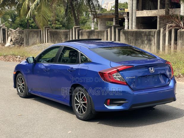 Honda Civic 2016 Blue
