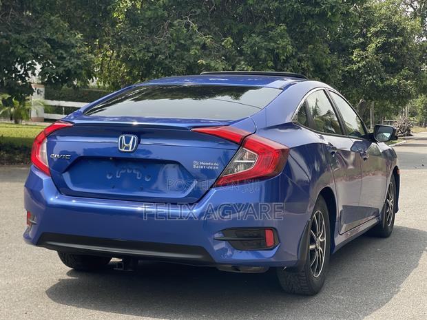 Honda Civic 2016 Blue
