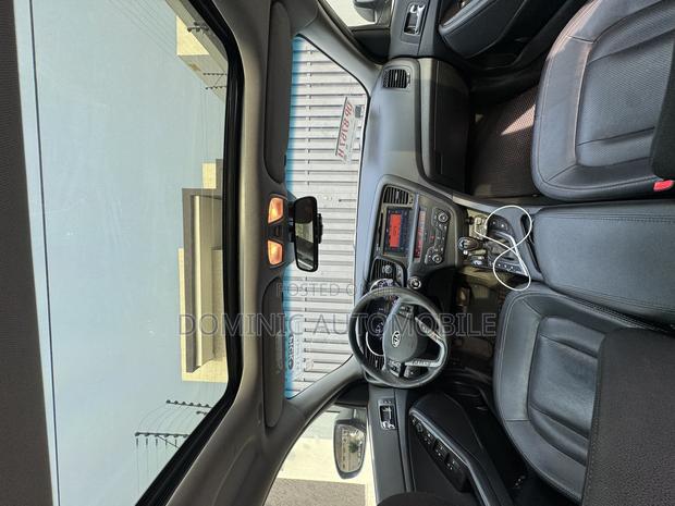 Kia K5 2.0 500h 2014 Gold