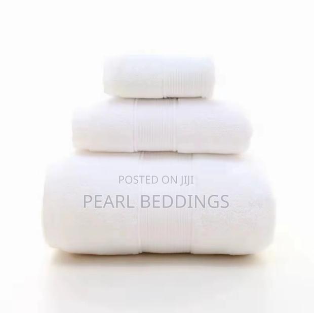 3pcs Set Premium Water Absorbent Bath Towel for Airbnb, Hotels, Etc. photo 2