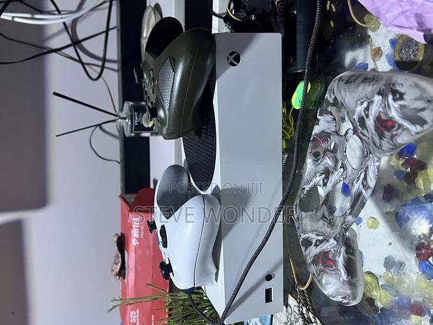 Xbox Series S photo 5