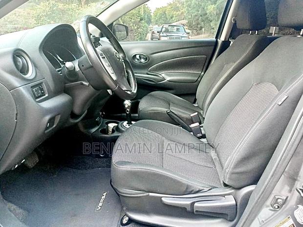 Nissan Versa 1.6 S 2018.5 2018 Gray