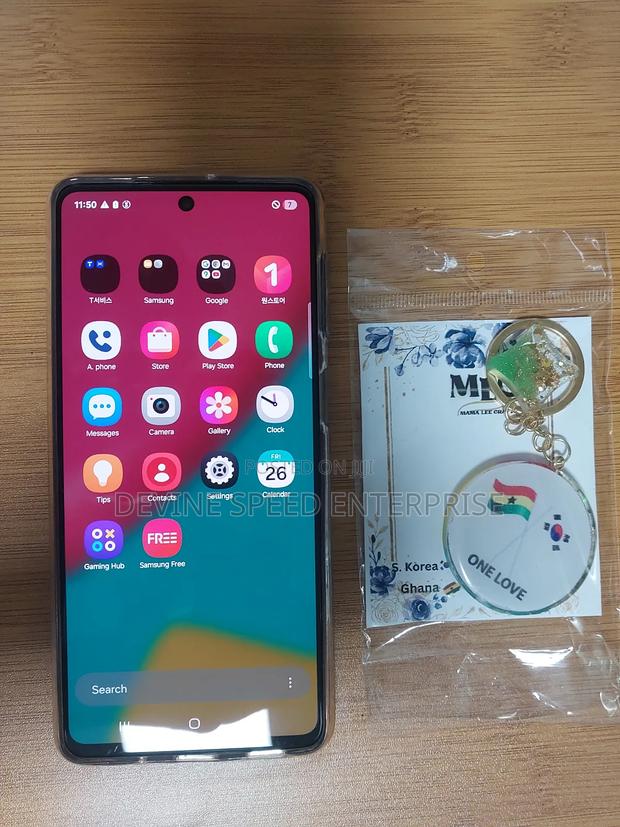 Samsung Galaxy M53 128 GB photo 4