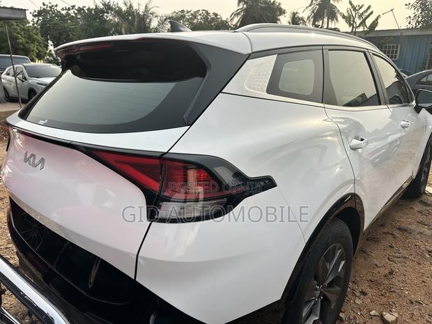 Kia Sportage 2023 White