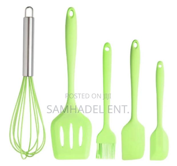 5 Pieces Silicon Kitchen Ladle Set · Photo 3