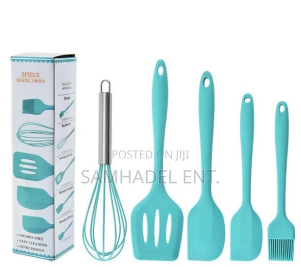 5 Pieces Silicon Kitchen Ladle Set · Photo 4