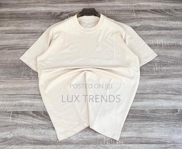 Fade Resistant Round Neck T Shirts