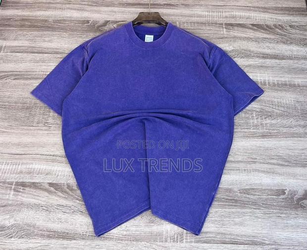 Fade Resistant Round Neck T Shirts