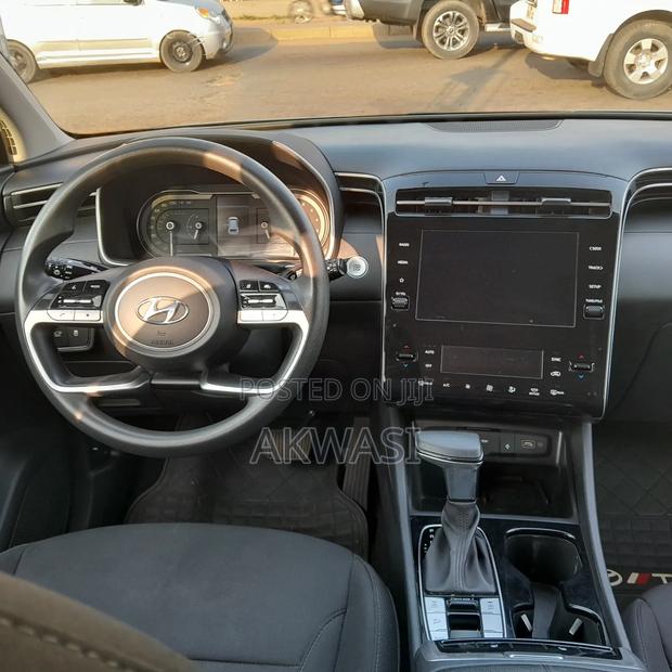 Hyundai Tucson SEL 2024 Silver photo 7