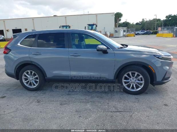 Honda CR-V EX-L AWD 2023 Gray