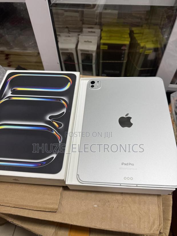 Apple iPad Pro 11 (2024) 256 GB Silver