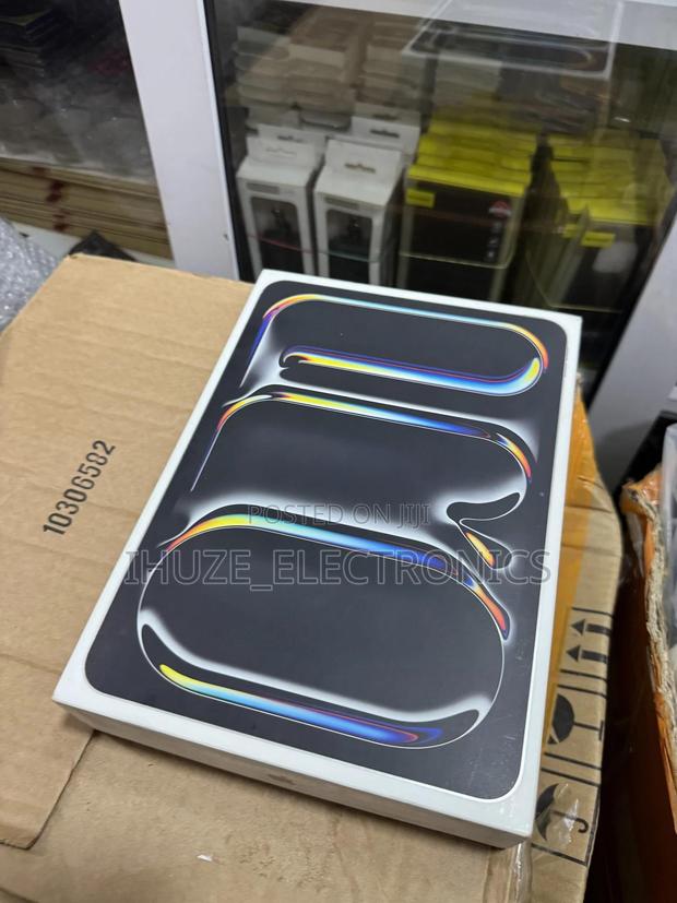 Apple iPad Pro 11 (2024) 256 GB Silver photo 3
