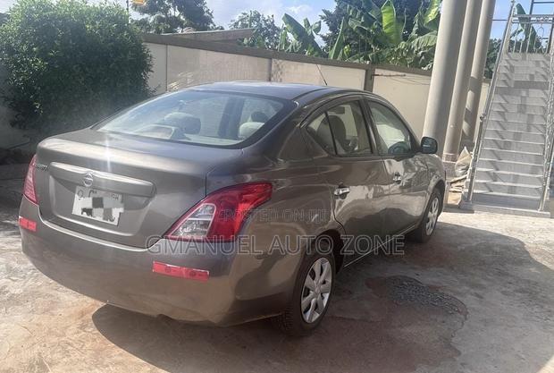 Nissan Almera 2013 Matt Black photo 5
