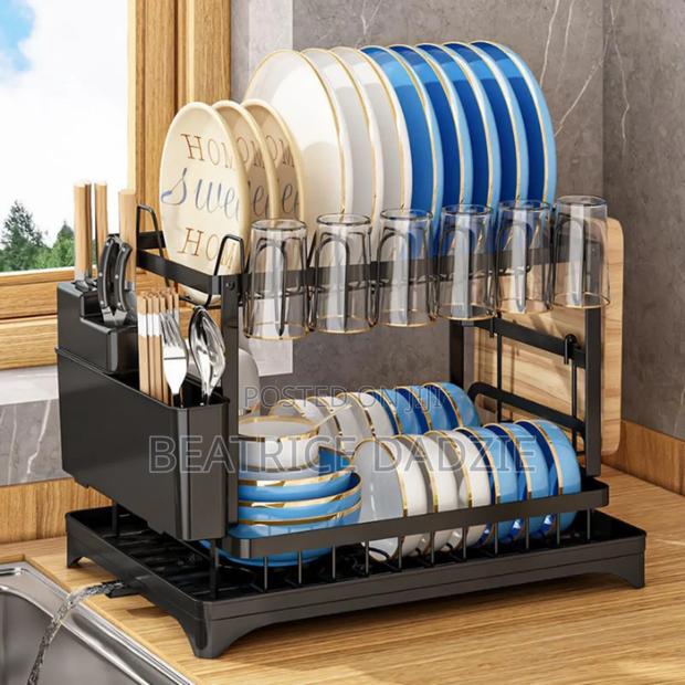 Dish Rack With Water Drainage