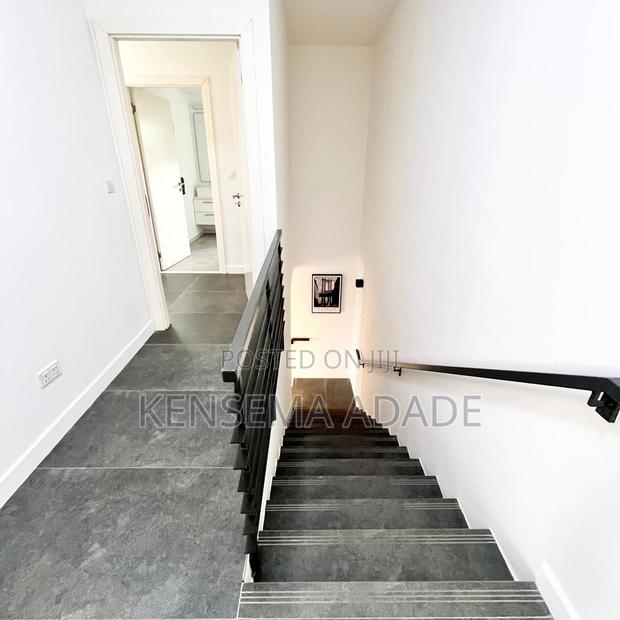 Furnished 4bdrm House in Ayi Mensah Estate, Oyarifa Mall Area for rent photo 5