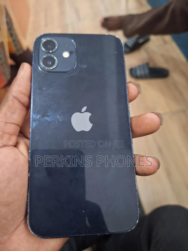 Apple iPhone 12 64 GB Gray photo 2