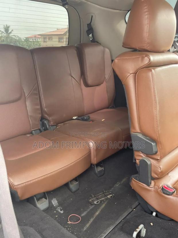 Nissan Patrol 2016 Silver photo 4