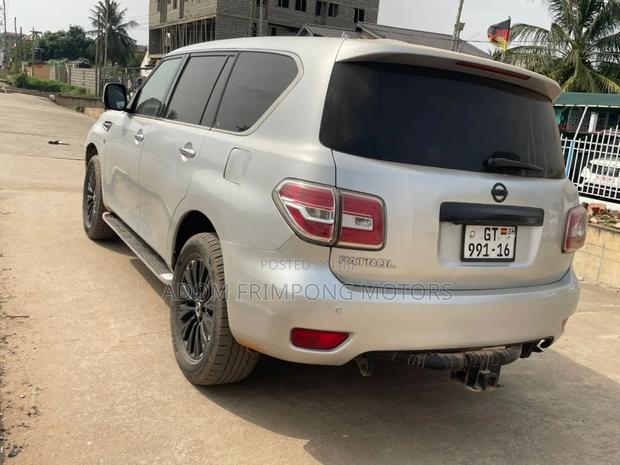 Nissan Patrol 2016 Silver photo 6