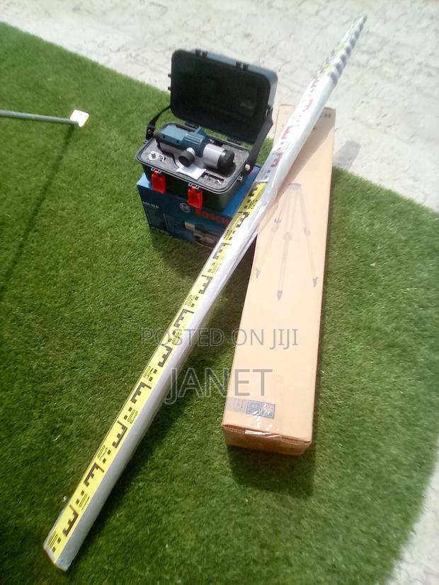 Botch Tripod photo 3