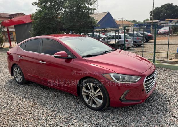 Hyundai Elantra SE Sedan FWD (2.0L 4cyl 6M) 2017 Red