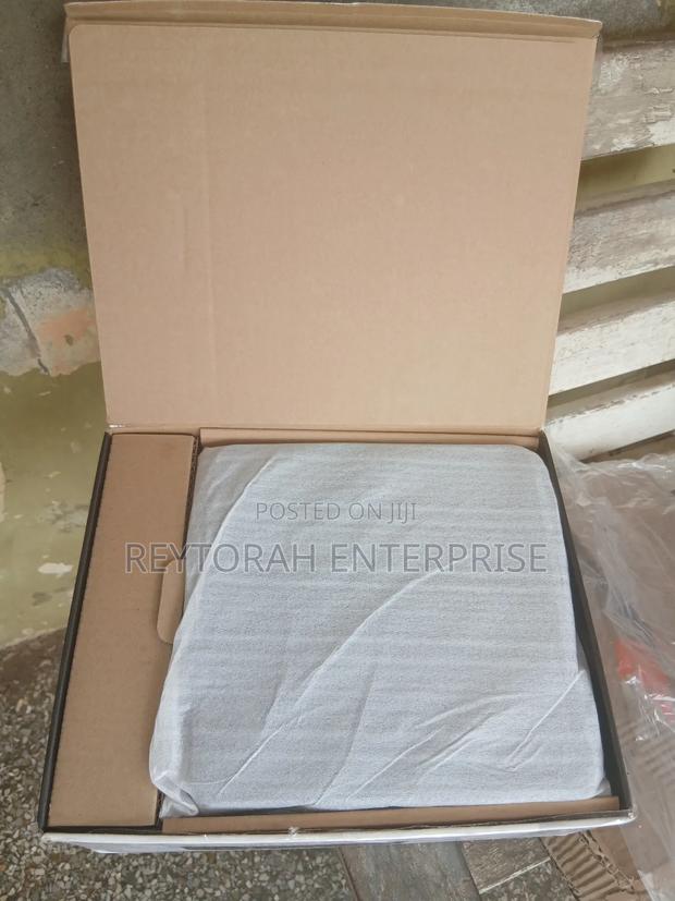 Bose Music Amplifier Opened Box photo 3