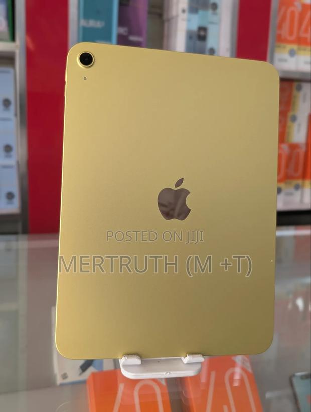 New Apple iPad (2025) 128 GB Yellow