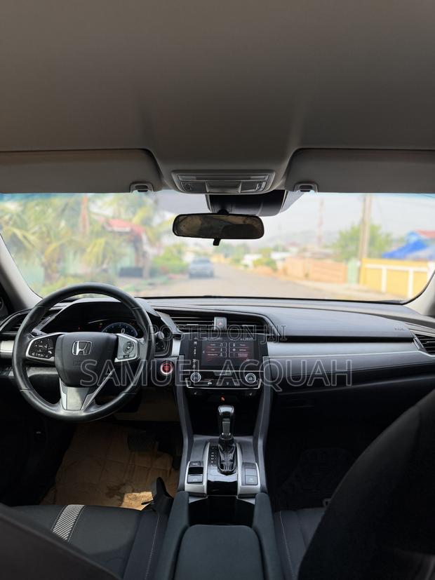 Honda Civic EX Sedan 2018 Black photo 6