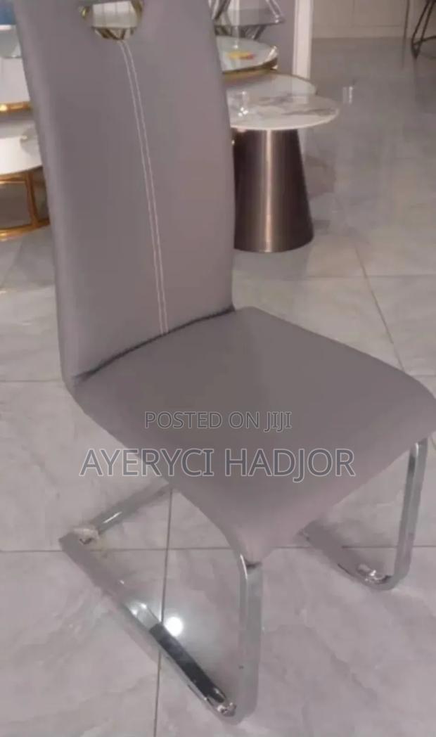 A Classic Dining Chair