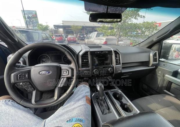 Ford F-150 2017 Blue photo 4