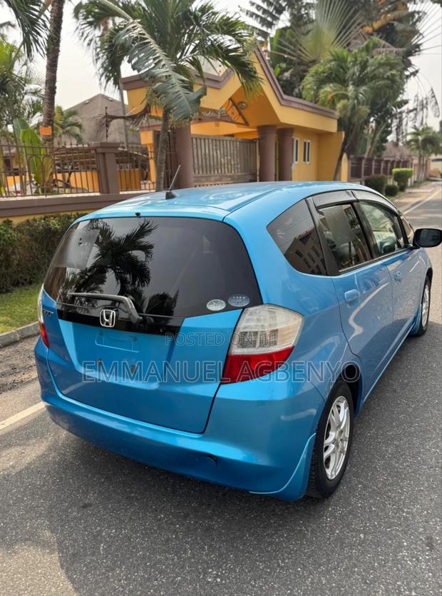Honda Fit Automatic 2010 Blue