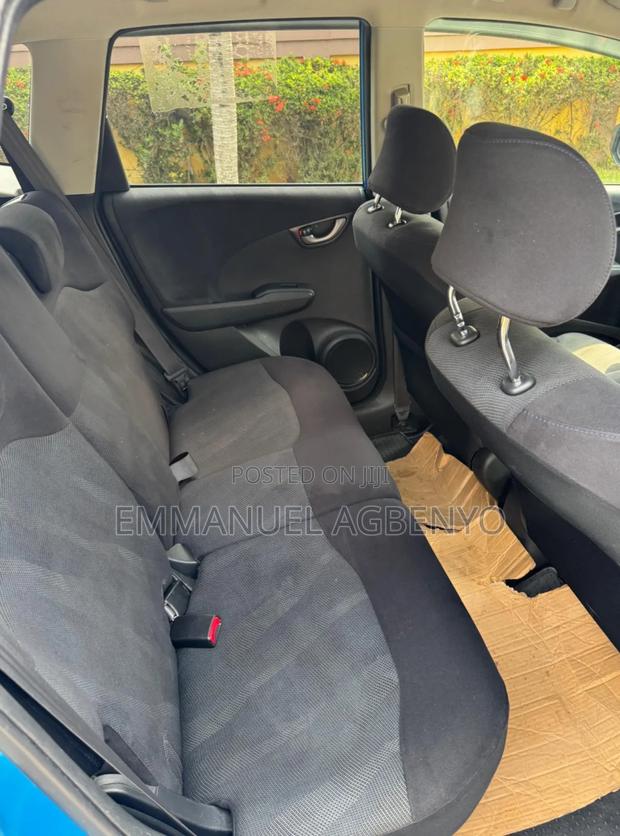 Honda Fit Automatic 2010 Blue