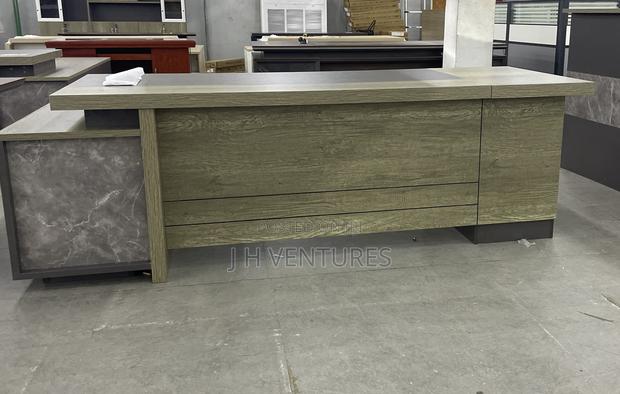 L Shaped Office Table photo 6
