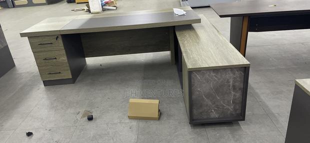 L Shaped Office Table photo 3
