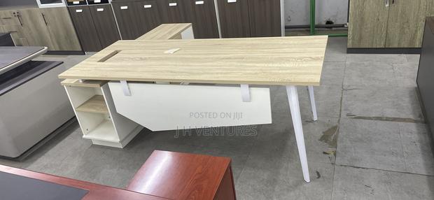 L Shaped Office Table photo 3