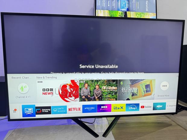 Samsung 50” Smart Tv