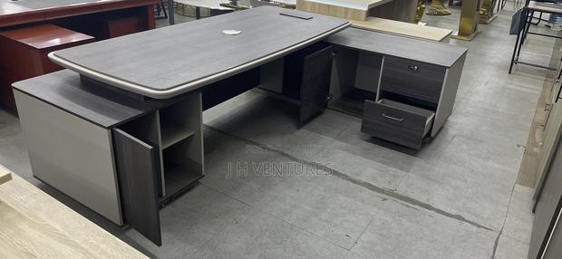 L Shaped Office Table photo 3