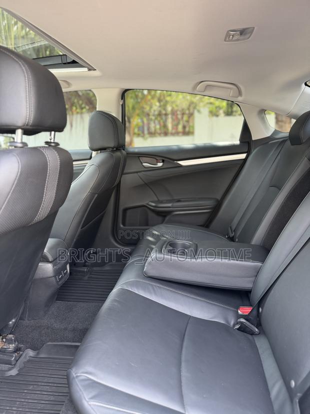 Honda Civic Touring Sedan 2020 Black