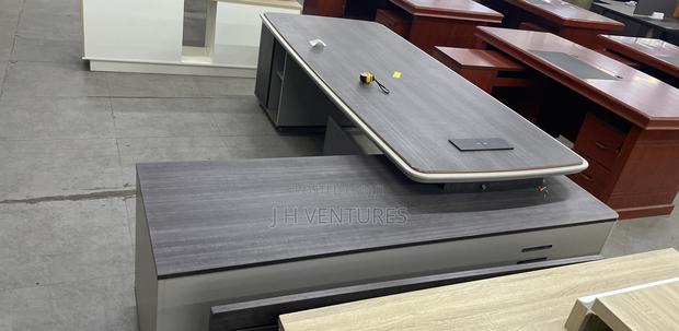 L Shaped Office Table photo 5