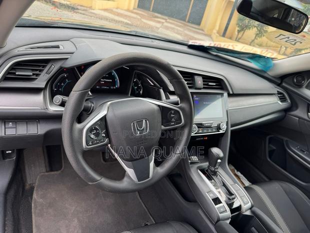 Honda Civic 2017 Black photo 6