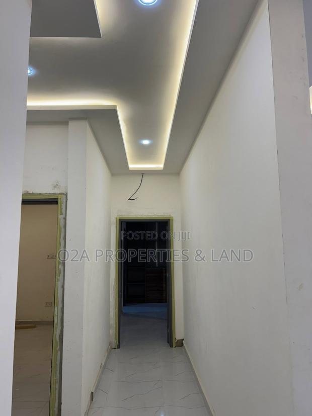 3bdrm House in Lakeside Estatae for sale photo 7