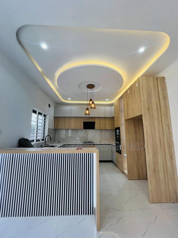 3bdrm House in Lakeside Estatae for sale photo 11