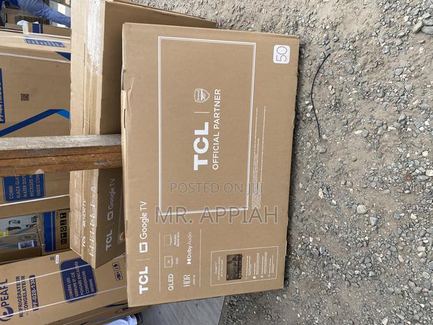 Innovative Metallic Design: The Sleek TCL 50s5k Qled Unit