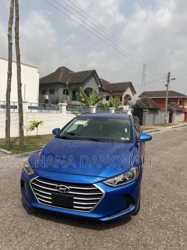 Hyundai Elantra 2017 Blue