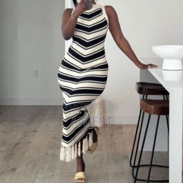 Elegant Striped Sleeveless Midi Dress for Women-Black and White