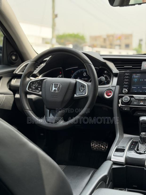 Honda Civic Touring Sedan 2019 Black