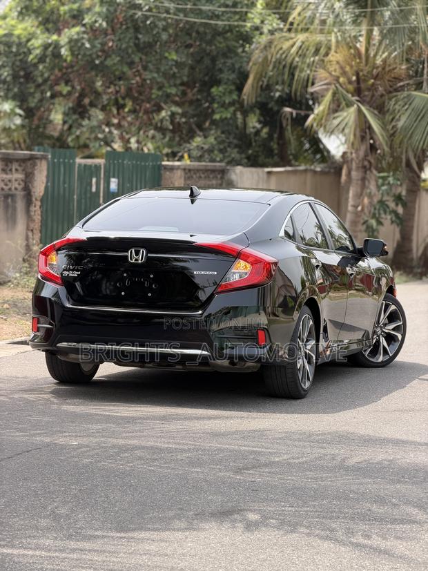 Honda Civic Touring Sedan 2019 Black