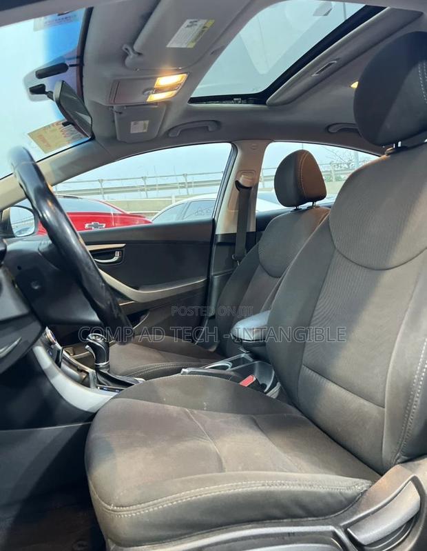 Hyundai Elantra 2016 Blue photo 5