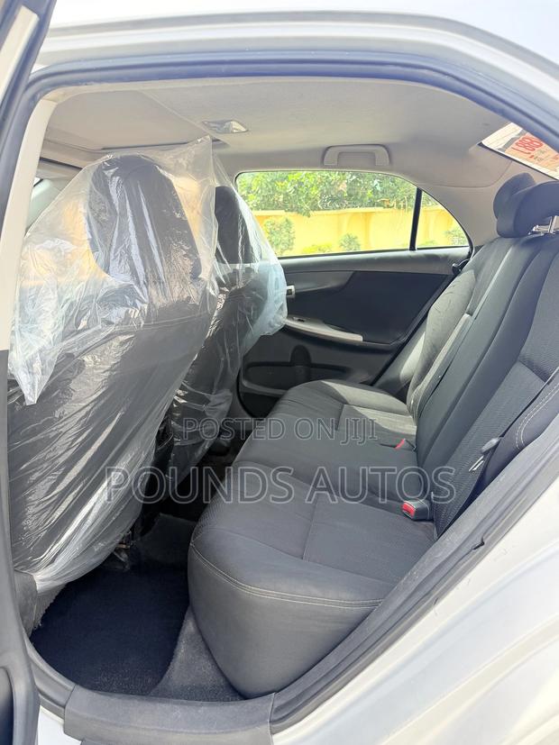 Toyota Corolla S 4dr Sedan (1.8L 4cyl 4A) 2013 Gray