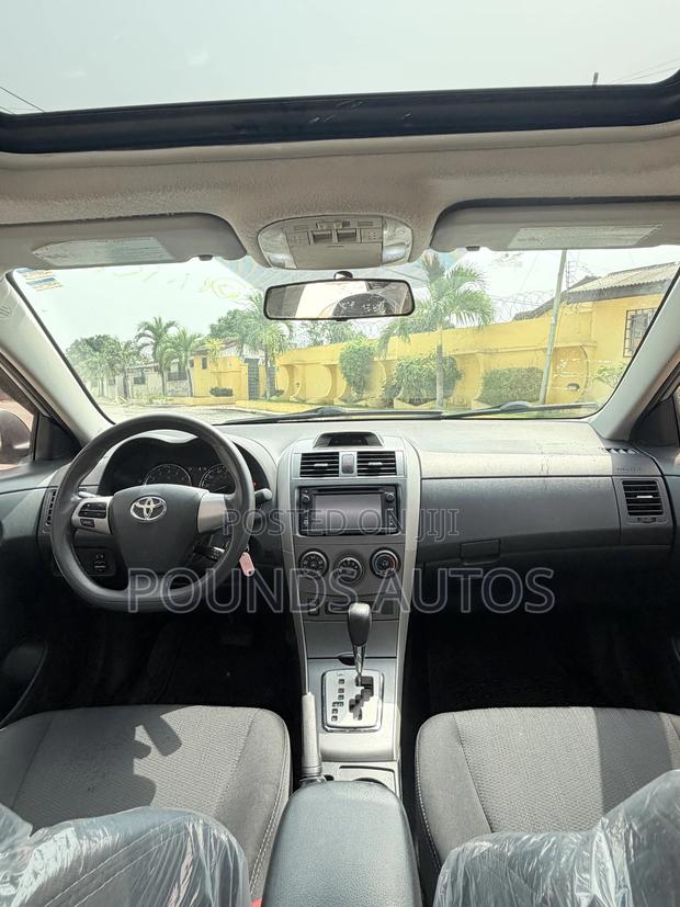 Toyota Corolla S 4dr Sedan (1.8L 4cyl 4A) 2013 Gray